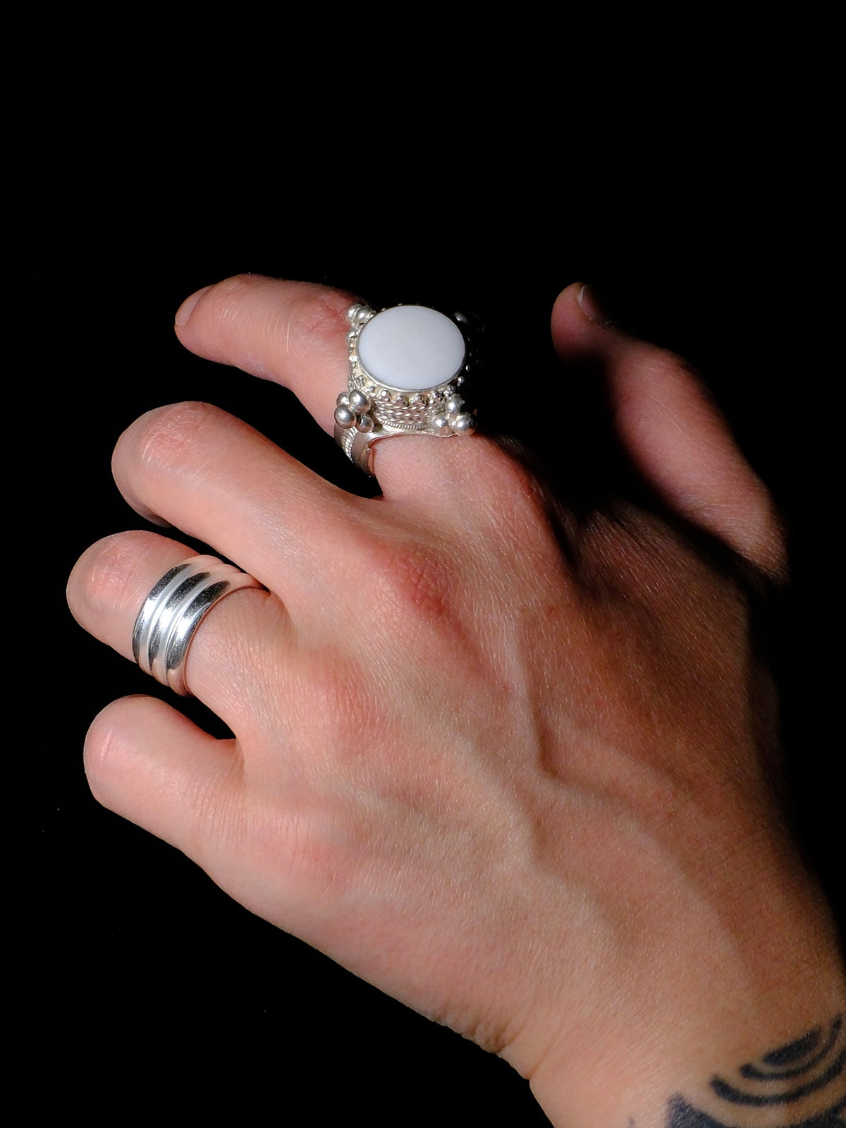 Yi Dome Ring